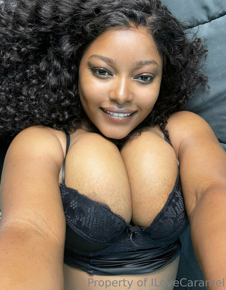 ilovecaramel pornostar xxx bild