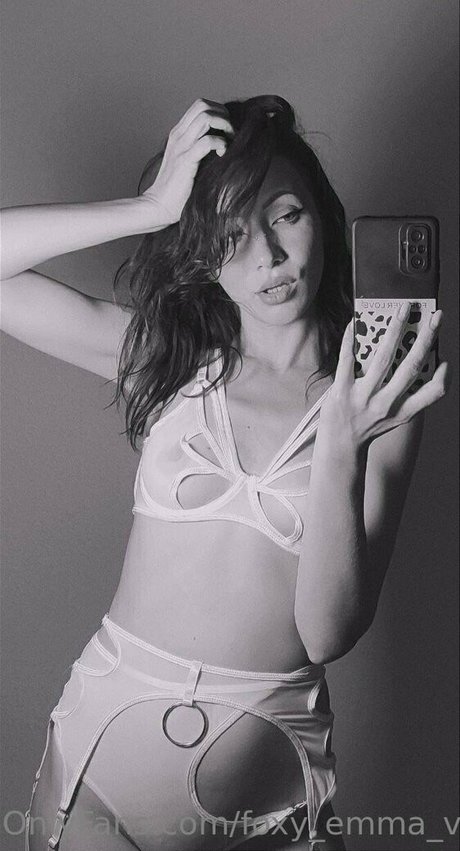 foxy emma vip exklusive hd foto