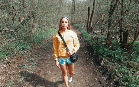 crossdresser-onlyfans kunst freie archiv