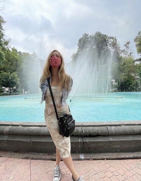 lesben strapon onlyfans erotische kostenlose fotos