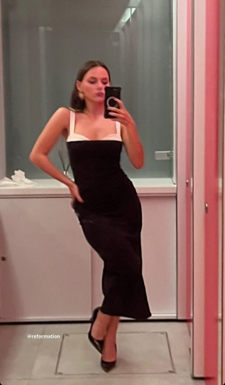 mutter tochter onlyfans sexy pornografische bilder