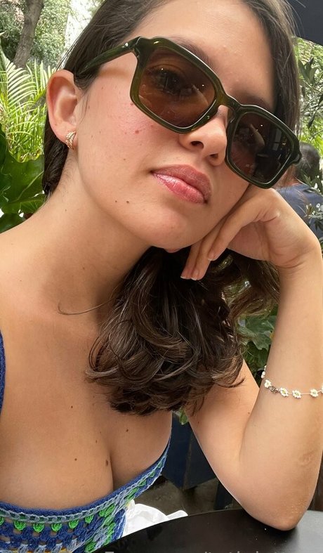 vollbusige ebenholz-onlyfans exklusive hd fotos