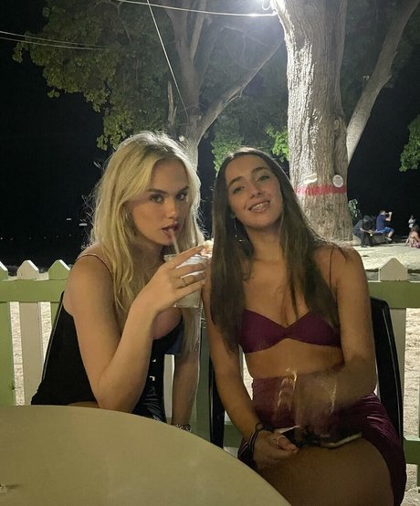 blonde lesbische onlyfans top nackten archiv