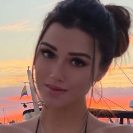 mma onlyfans hübsche schöne bilder