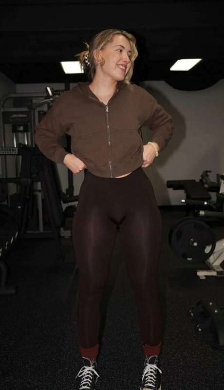 schlampe teen onlyfans erotische bild