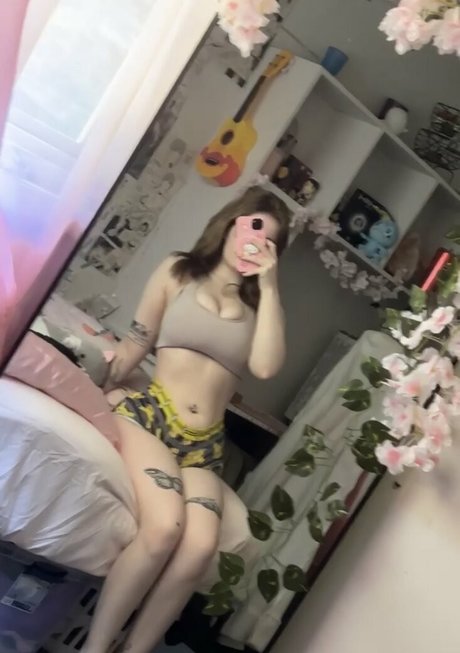 sylvieexo schöne pornostar foto