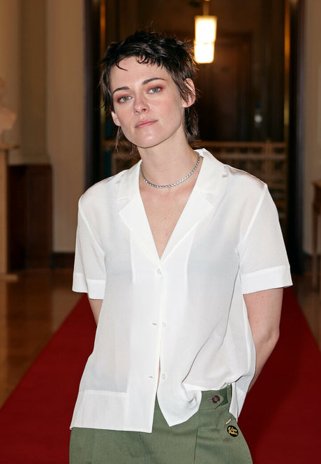 haarige mädchen nur fans erotische akt archiv