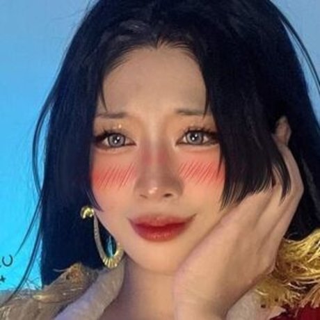 Anizu Chie schauspielerin kunst foto