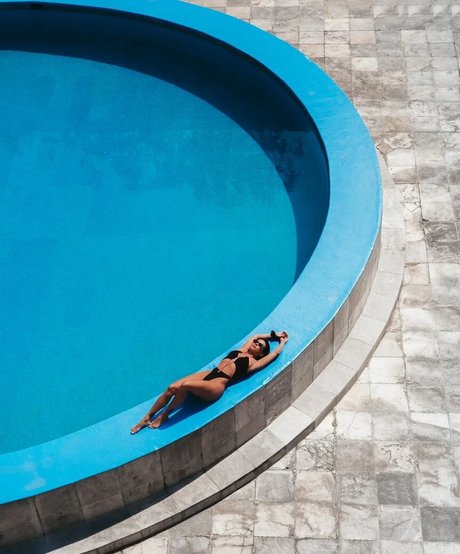 Apostoleanu schöne pornografische galerien