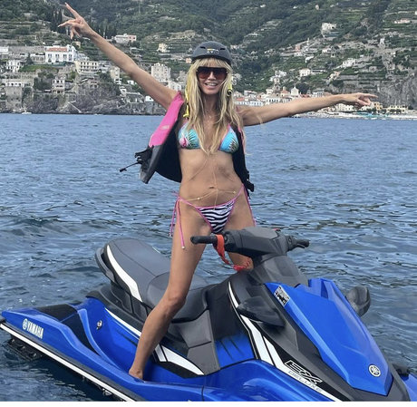 ebenholz dünne onlyfans pornographische galerien