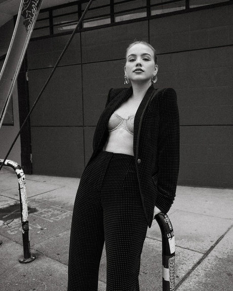 Emma Brooks xxx pornografische bilder