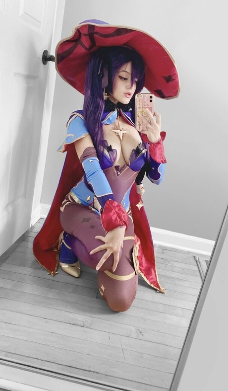 Otterother hübsche nackte foto