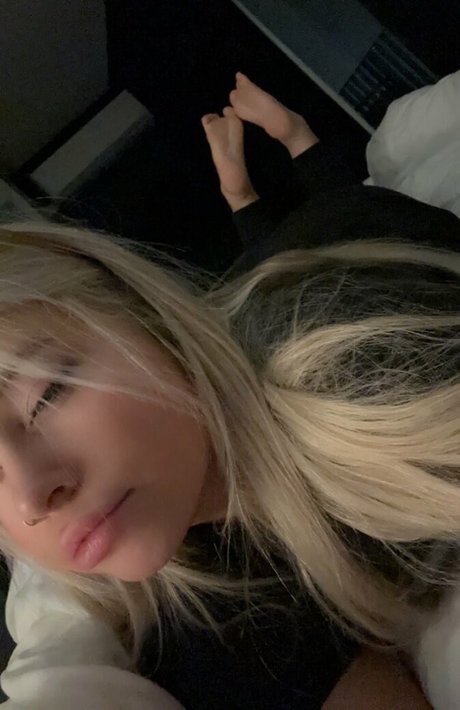 Decadex porno nackten bild