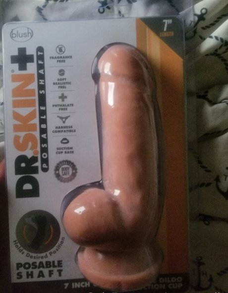 toonexodia schauspielerin kunst galerie