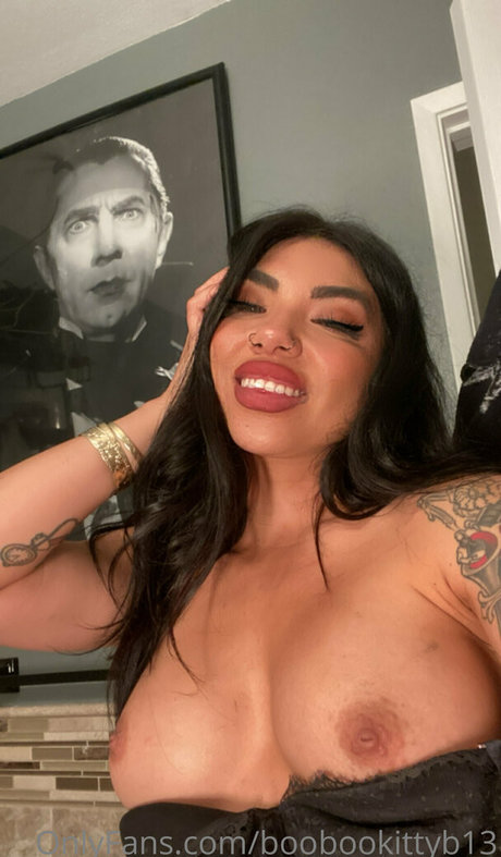 Boobookittyb13 hübsche nackte archiv