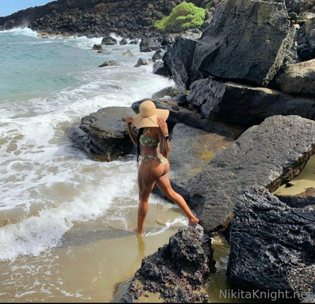 militärische asiatische onlyfans hübsche nackt galerien