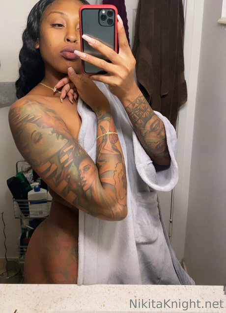 iamnikitaknight top pornographische fotos