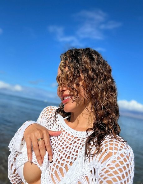 anacheri hd erotische fotos