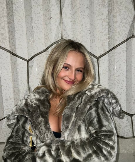 Daisy Campbell porno kostenlose galerie