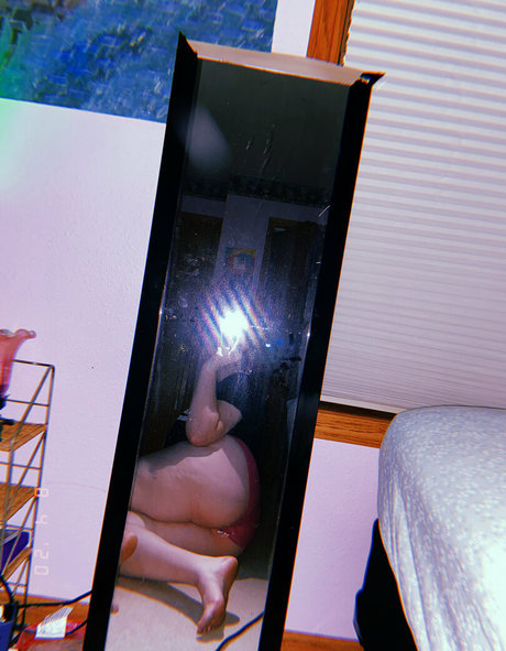 blonde lesbische onlyfans kunst pornographische foto