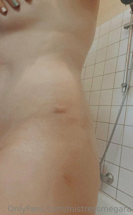 Mistressmegara hd nackt foto