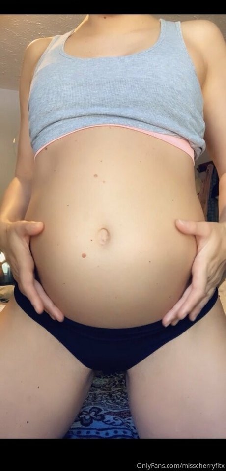 misscherryfitx pornostar nackt galerie