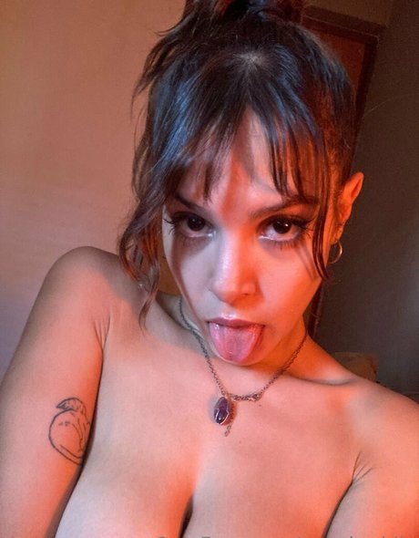 agusbaddie erwachsene pornografische fotos