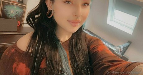 edenivyxo sexy pornografische bilder