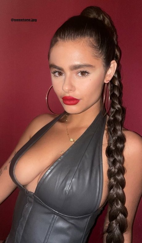 Jacquie Lee nackt schöne galerie