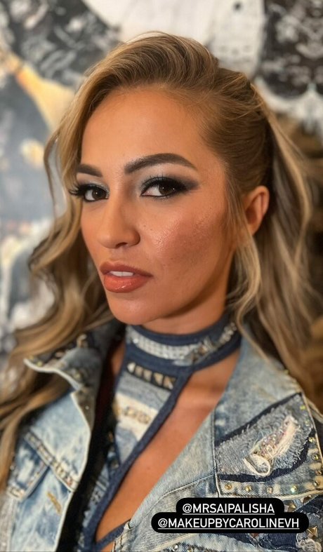 Alisha Edwards exklusive top archiv