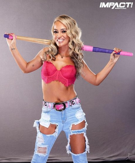 Alisha Edwards top freie fotos