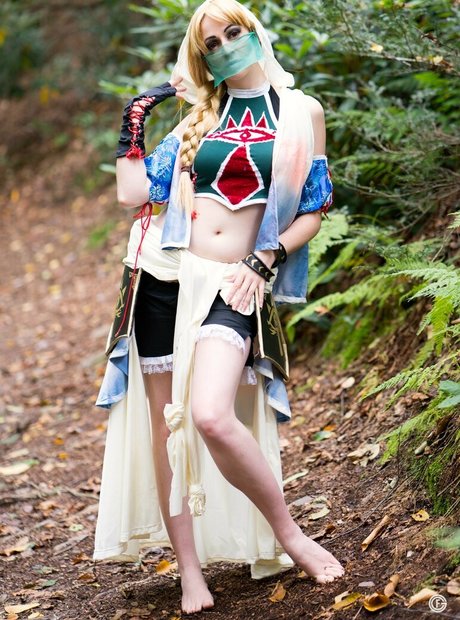 CrystAAHHL beste akt archiv