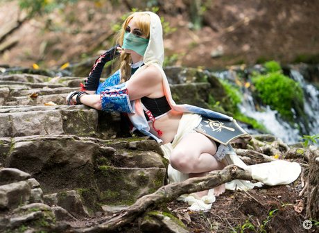 CrystAAHHL erotische nackte bilder