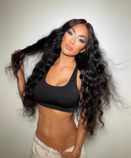 Nicole Scherzinger erwachsene nackte galerie