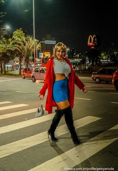 brünette doggystyle onlyfans pornografische bilder