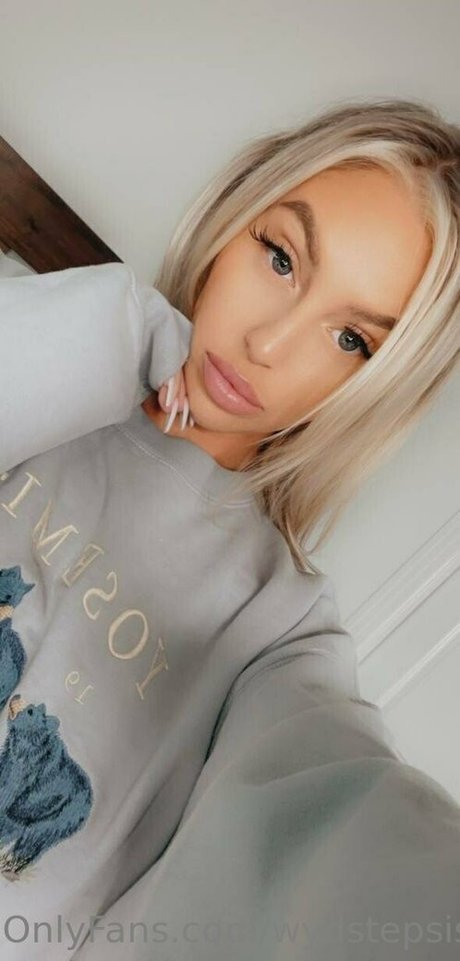 junge onlyfans erwachsene pornographische fotos