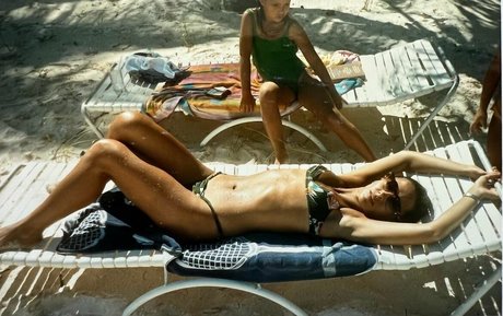 Jordana Brewster exklusive nacktheit galerie