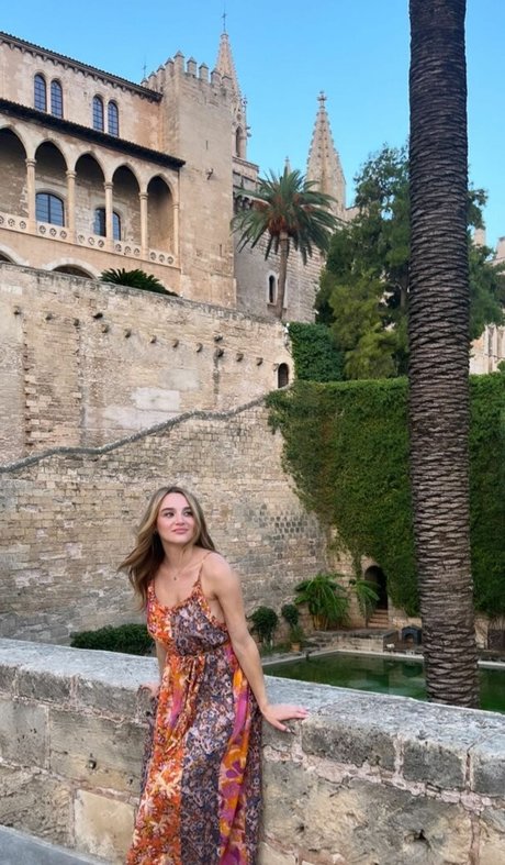 Hunter King heiße schöne bild