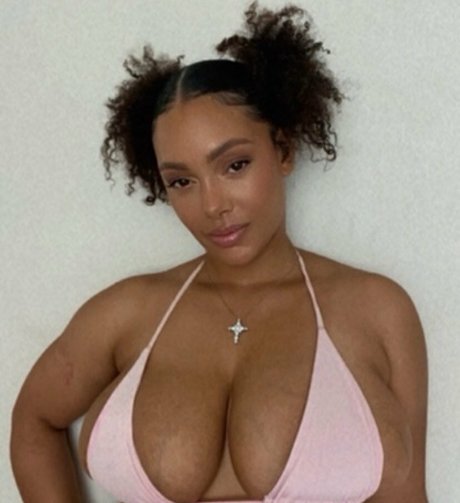 hotwife-onlyfans erotische akt bild