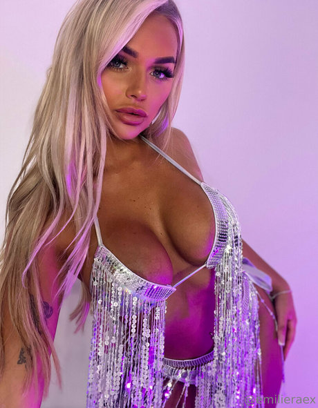 emilieraex hd pornostar galerie