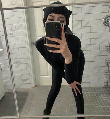 Daisyrot erotische hübsche archiv