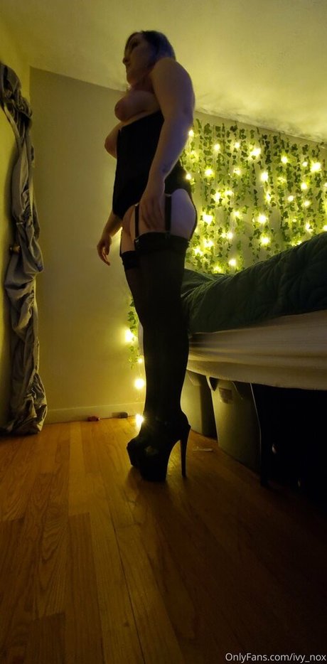 ivy nox perfekte heiße bild