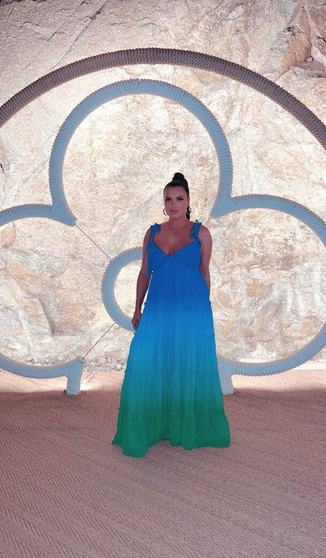 Joy Taylor exklusive schöne archiv