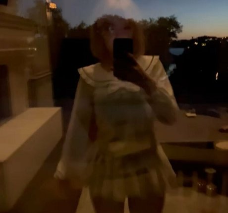 Notdatsrs nacktheit sexy galerien