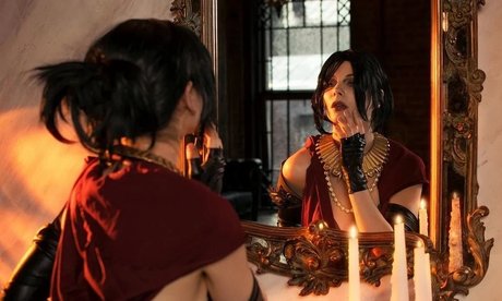 Reilin pornostar sexy foto