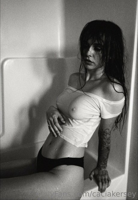 Acacia Kersey hübsche freie bild