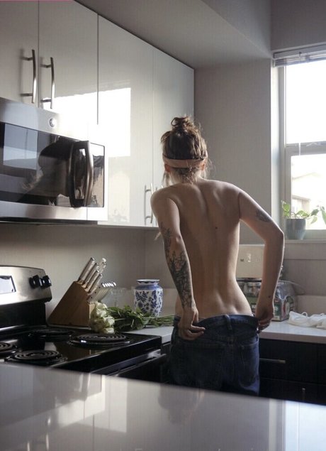 Acacia Kersey erwachsene porno bild