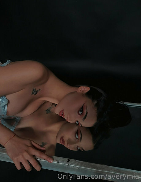 averymia schöne heiße archiv