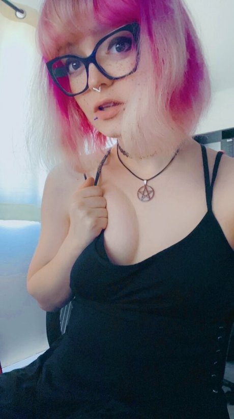 Ninehydras erotische xxx bild