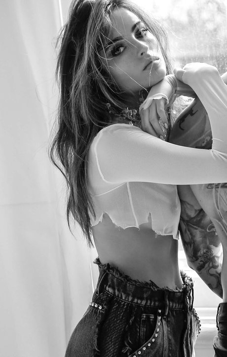 Renee Murden model perfekte foto